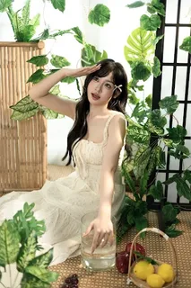 MẪU 1 · Nàng thơ